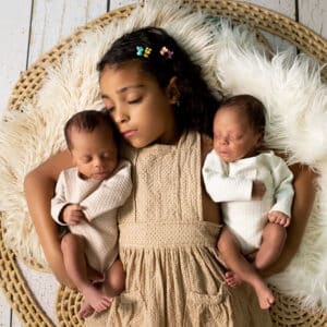 Ensaio newborn gemeos Betim BH Contagem fotógrafa Cristiana Freitas