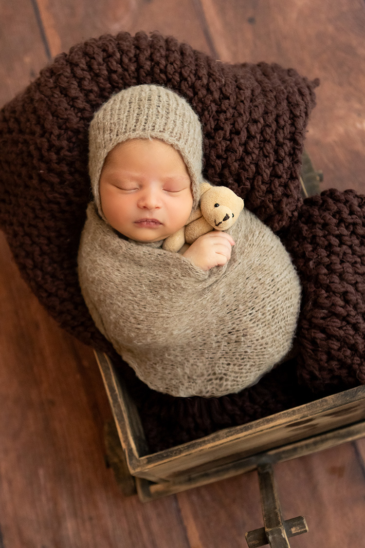 bebe newborn menino enroladinho ensaio newborn de contagem bh